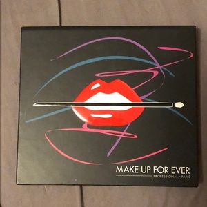 Make up forever palette 9